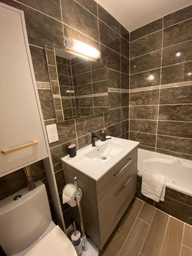 Esprit Etape Bed & Breakfast Saint-Barthelemy-de-Vals Ngoại thất bức ảnh