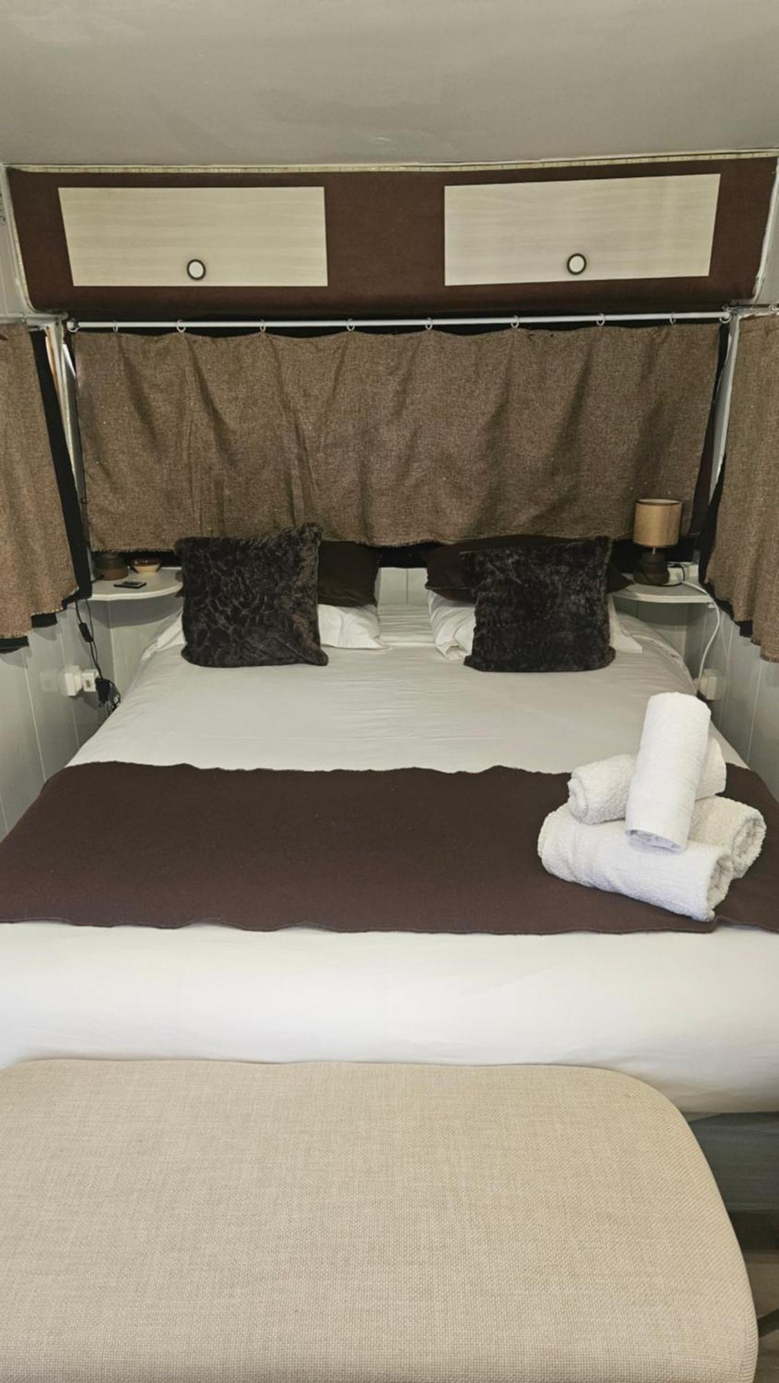 Esprit Etape Bed & Breakfast Saint-Barthelemy-de-Vals Ngoại thất bức ảnh